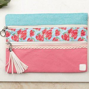 Peachy Keen Rose Garden Versi Makeup Bag
